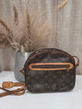 Load image into Gallery viewer, LOUIS VUITTON SENLIS CROSSBODY