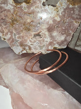 Load image into Gallery viewer, HANDMADE HAMMERED COPPER BRACLET