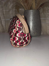 Load image into Gallery viewer, COACH PEYTON DREAM C TOP HANDLE SHOULDER BAG
