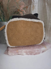 Load image into Gallery viewer, KURT GEIGER SOUTHBANK CAMERA BAG