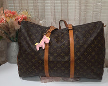 Load image into Gallery viewer, LOUIS VUITTON SHOULDER BAG CONDITION: FAIR.