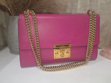 Load image into Gallery viewer, GUCCI LEATHER SHOULDER BAG