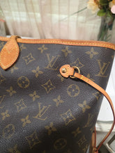 Load image into Gallery viewer, LOUIS VUITTON NEVERFULL MONOGRAM GM TH4017