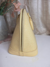 Load image into Gallery viewer, Louis Vuitton Alma Epi Hand Bag Vanilla
