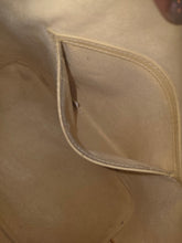 Load image into Gallery viewer, Louis Vuitton Alma Epi Hand Bag Vanilla
