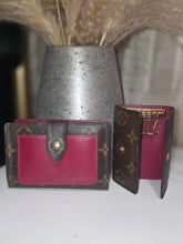 Load image into Gallery viewer, LOUIS VUITTON BRN FUSCHA WALLET &amp; KEYHOLDER BUNDLE COAS INCL
