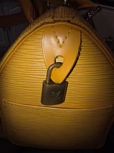 Load image into Gallery viewer, 5S SPEEDY 25 EPI YELLOW LEATHER SP0936 coa incl
