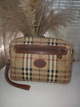 Load image into Gallery viewer, BURBERRY NOVA CHECK BAG
