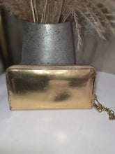 Load image into Gallery viewer, CHLOÉ METALLIC GOLD PEACH ZIPPIE WALLET
