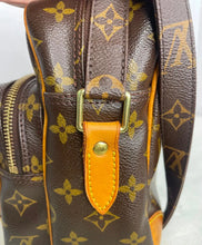 Load image into Gallery viewer, LOUIS VUITTON NILE UNISEX CROSSBODY
