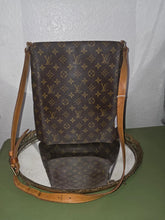 Load image into Gallery viewer, LOUIS VUITTON MONOGRAM MUSETTE SALSA BAG
