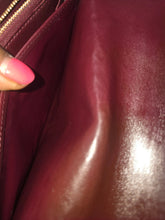 Load image into Gallery viewer, LV Vernis Rossmore MM Amarante Wallet
