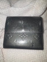 Load image into Gallery viewer, LOUIS VUITTON TRIFOLD GREY WALLET
