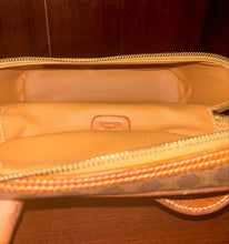 Load image into Gallery viewer, VINTAGE CELINE MACADAM VANITY BAG
