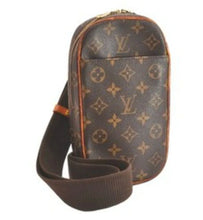 Load image into Gallery viewer, LOUIS VUITTON (RARE) VINTAGE POCHETTE GANGE SLING UNISEX
