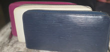 Load image into Gallery viewer, LOUIS VUITTON EPI LEATHER ZIPPIE WALLET
