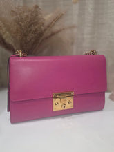 Load image into Gallery viewer, GUCCI LEATHER SHOULDER BAG
