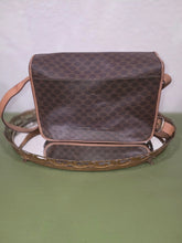 Load image into Gallery viewer, CELINE SHOULDER BAG
