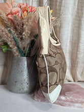 Load image into Gallery viewer, COACH BEIGE &amp; CREAM SHOULDER BAG
