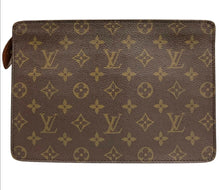 Load image into Gallery viewer, LOUIS VUITTON VINTAGE MONOGRAM POCHETTE HOMME CLUTCH
