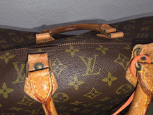 Load image into Gallery viewer, LOUIS VUITTON KEEPALL 40CM WEEKEND BAG
