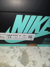 Load image into Gallery viewer, NIKE AIR MEN'S SIZE 12
