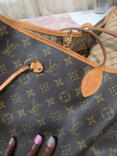 Load image into Gallery viewer, LOUIS VUITTON NEVERFULL MONOGRAM GM TH4017

