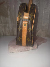 Load image into Gallery viewer, LOUIS VUITTON SENLIS CROSSBODY
