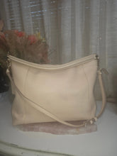 Load image into Gallery viewer, COACH SCOUT HOBO BLUSH PINK
