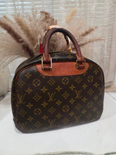 Load image into Gallery viewer, LOUIS VUITTON MINI DEAUVILLE MONOGRAM HANDBAG
