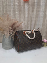 Load image into Gallery viewer, LOUIS VUITTON SPEEDY 30CM VI1911 COA INCL CALLOUT EAR TAB
