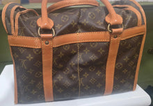 Load image into Gallery viewer, LOUIS VUITTON MONOGRAM SAC CHAUSSURES TRAVEL BAG 40CM
