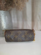 Load image into Gallery viewer, LOUIS VUITTON PAPILLON KATE (MINI) COA INCLUDED 6" LOUIS VUITTON WE LOVE
