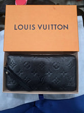 Load image into Gallery viewer, LOUIS VUITTON BLK EMPREINTE MONOGRAM ZIPPY WALLET W/BOX
