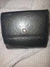 Load image into Gallery viewer, LOUIS VUITTON TRIFOLD GREY WALLET

