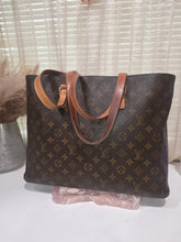 Load image into Gallery viewer, VINTAGE LOUIS VUITTON LUCO MONOGRAM TOTE LM0060 SPAIN JUNE 2000
