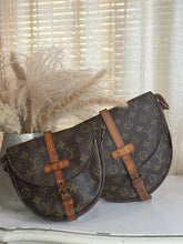 Load image into Gallery viewer, LOUIS VUITTON CHANTILLY GM CROSSBODY
