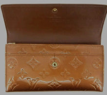 Load image into Gallery viewer, LOUIS VUITTON VERNIS PATENT LEATHER BRONZE WALLET
