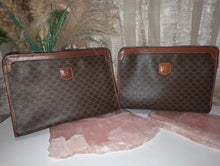 Load image into Gallery viewer, CELINE VINTAGE CLUTCH BAG LIGHT TAN LEATHER 26.5cm
