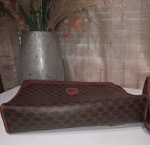 Load image into Gallery viewer, CELINE VINTAGE CLUTCH BAG LIGHT TAN LEATHER 26.5cm
