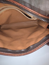 Load image into Gallery viewer, CELINE VINTAGE CLUTCH BAG LIGHT TAN LEATHER 26.5cm
